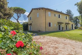 Appartamento 'I Cavalleggeri - Pegaso' con piscina condivisa, giardino condiviso e Wi-Fi, Italia, Costa degli Etruschi