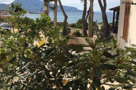 Casa Con Verande A Mare E Nella Riserva A 3 Minuti A Piedi Dalla Spiaggia, Italy, Custonaci, Provincia di Trapani