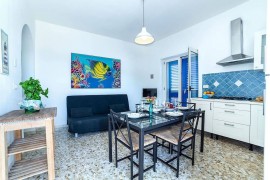 Appartamento vistamare con splendida terrazza attrezzata con Bbq lettini dondolo, Italia, Novaglie, Provincia di Lecce