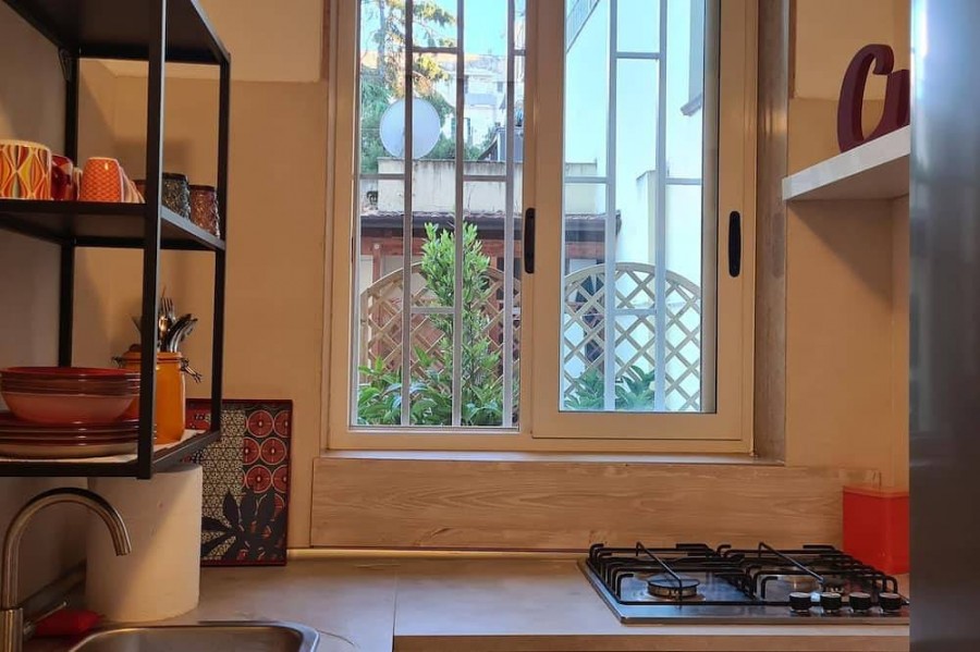 Sought after early 20th century apartment in via Crisanzio 1, Italia, Bari, Provincia di Bari